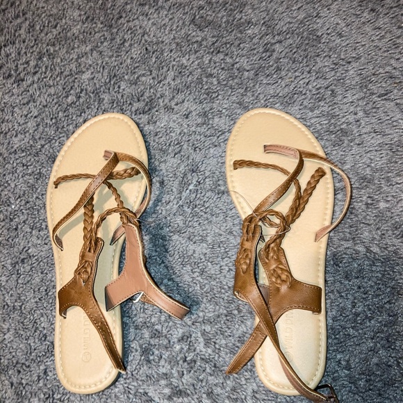 Brown Sandals - Picture 4 of 4